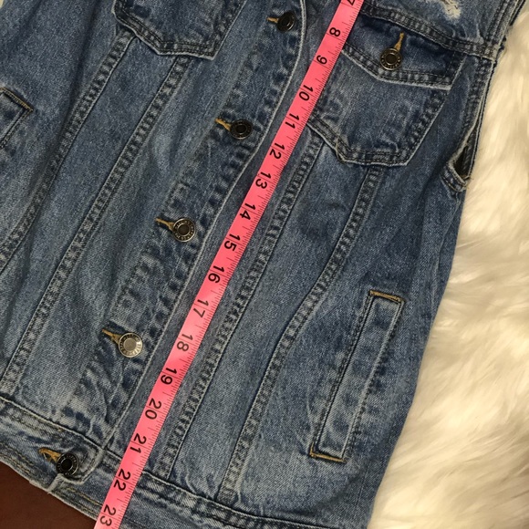 Mossimo Blue Jean Button Up Vest with 4 pockets, Size Medium - Picture 3 of 5